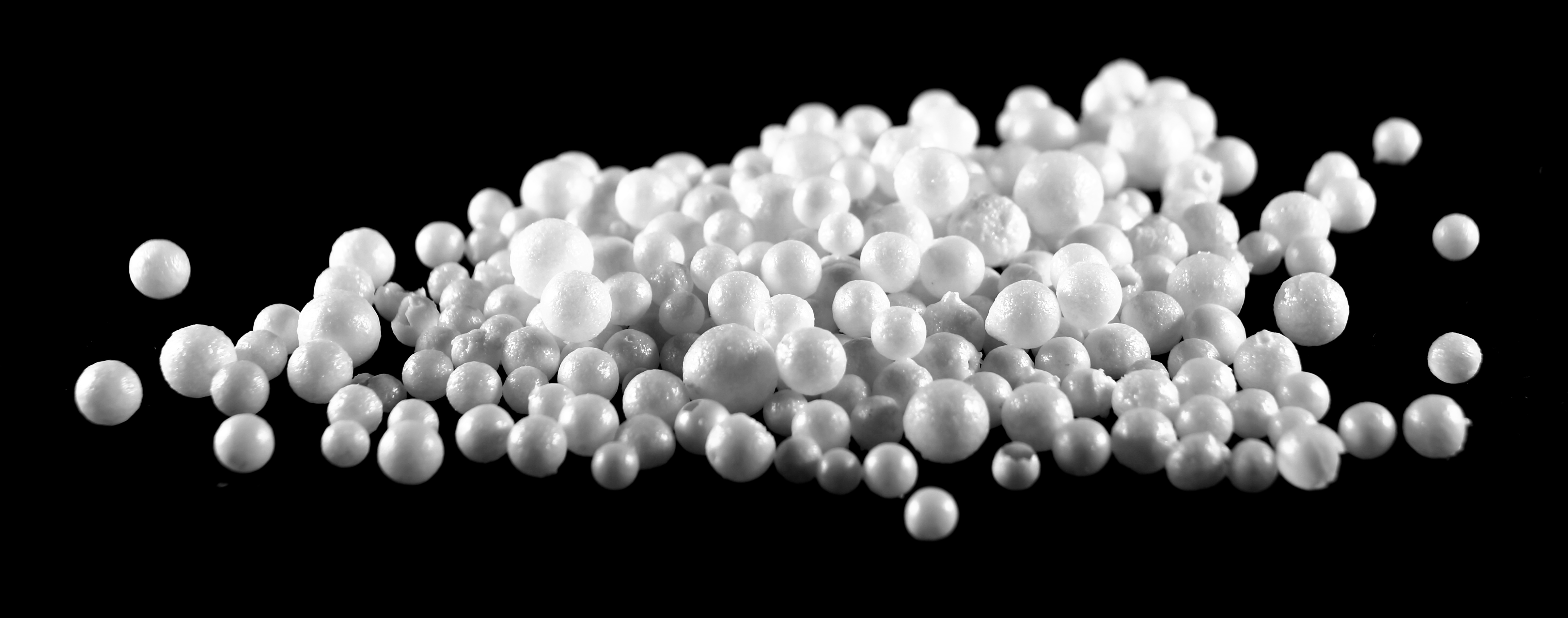 Alumina (Aluminium Oxide) Spheres 3 to 6mm  50gm